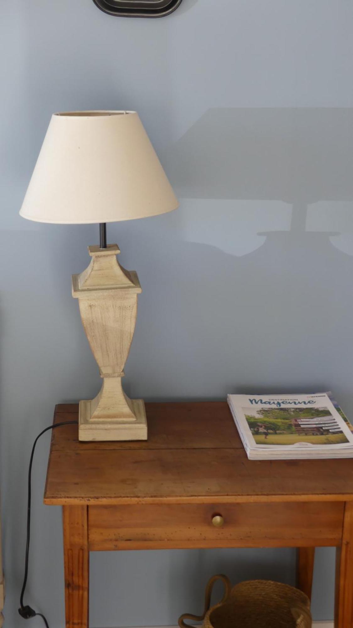 La Petite Lande Bed & Breakfast Menil Luaran gambar